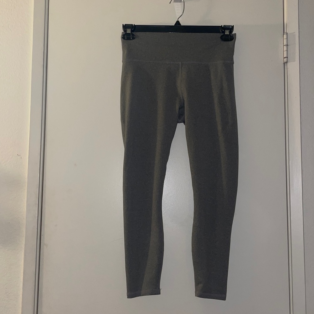 Fabletics Gray Capri Workout Legging - M